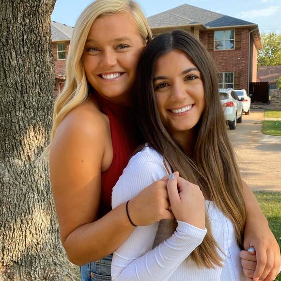 Meet your Posher, Emma - Picture 1 of 1